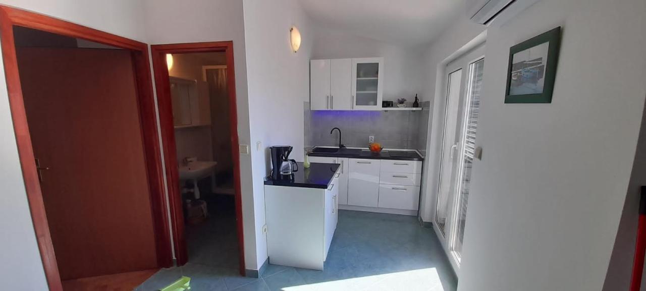 Apartments Vila Ana Seline Exterior photo